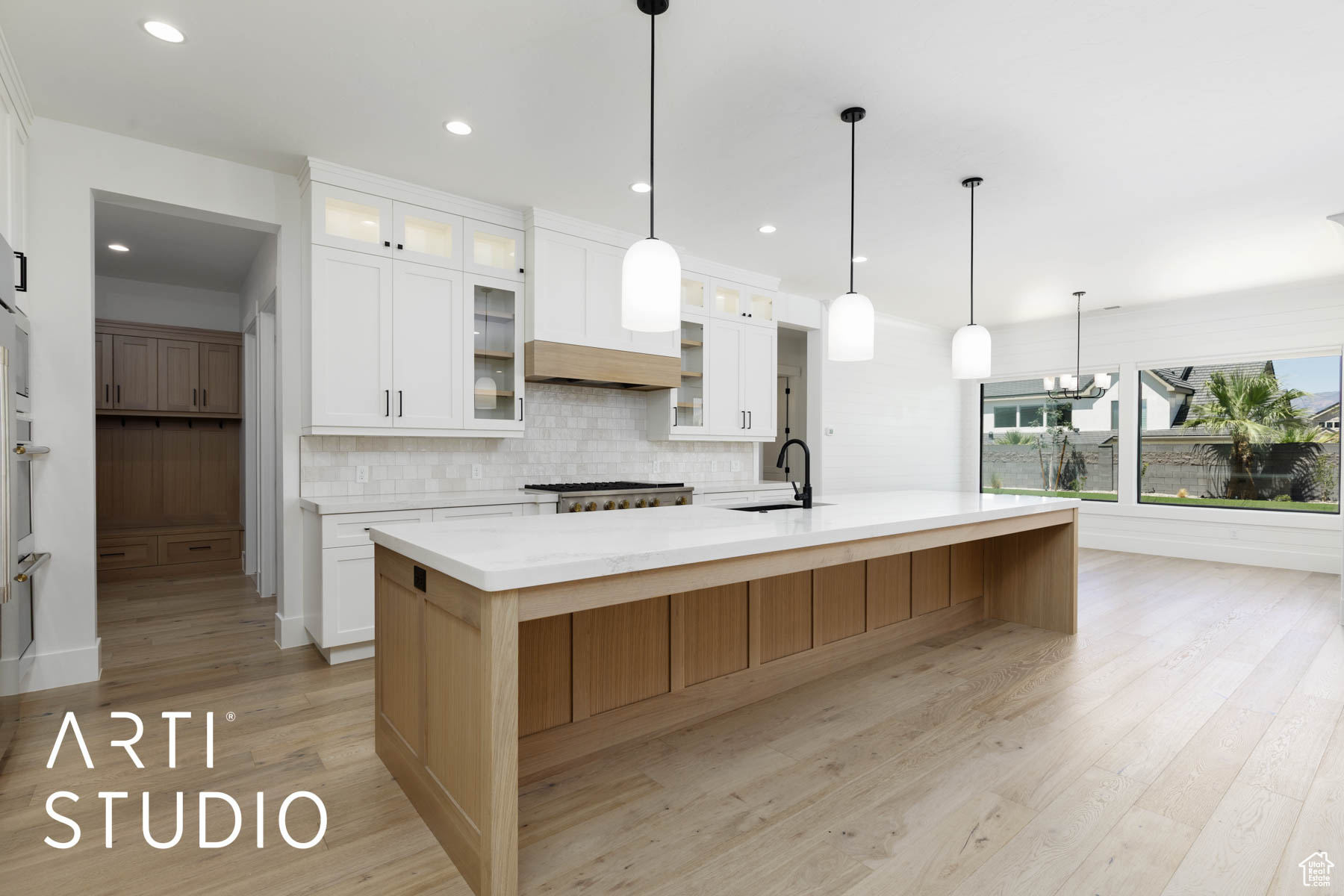 QUEENSRIDGE 2 - Residential
