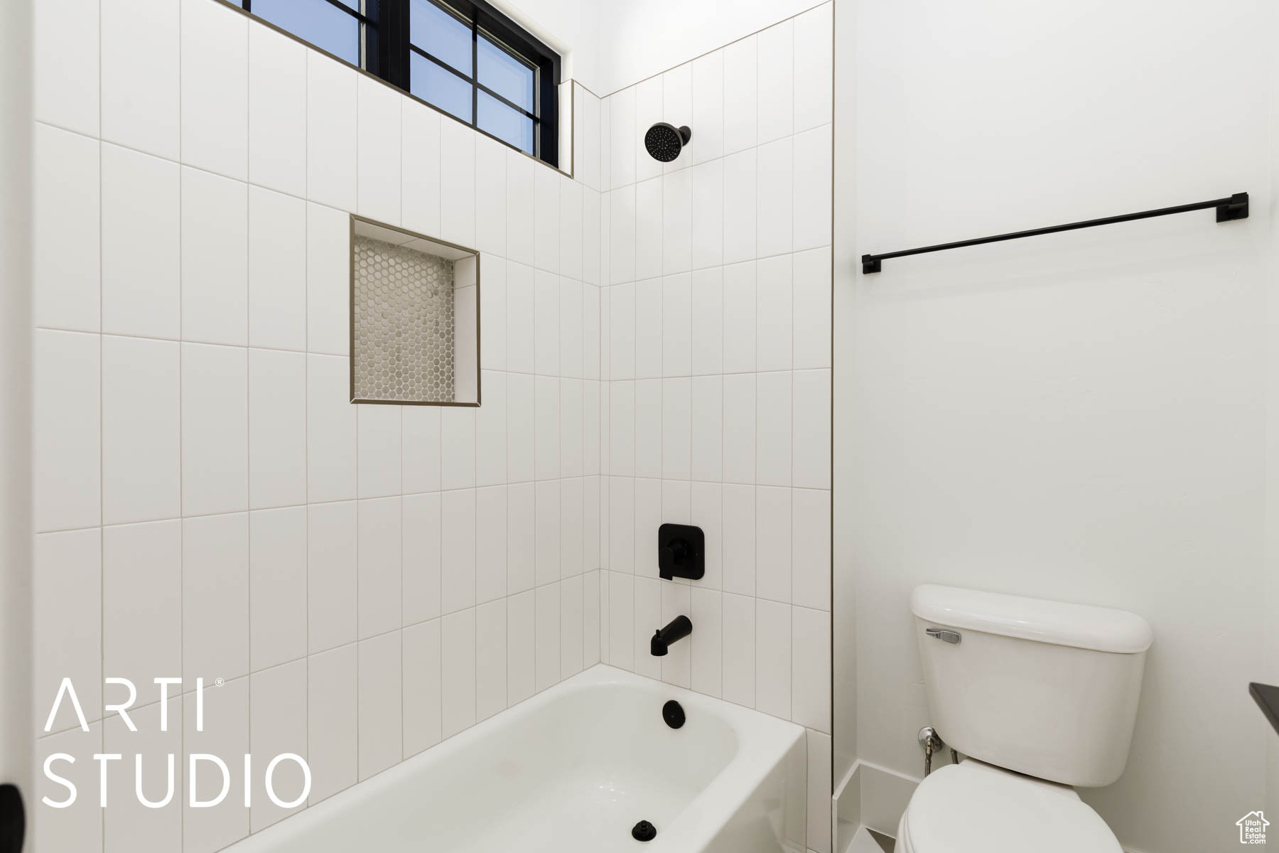 QUEENSRIDGE 2 - Residential