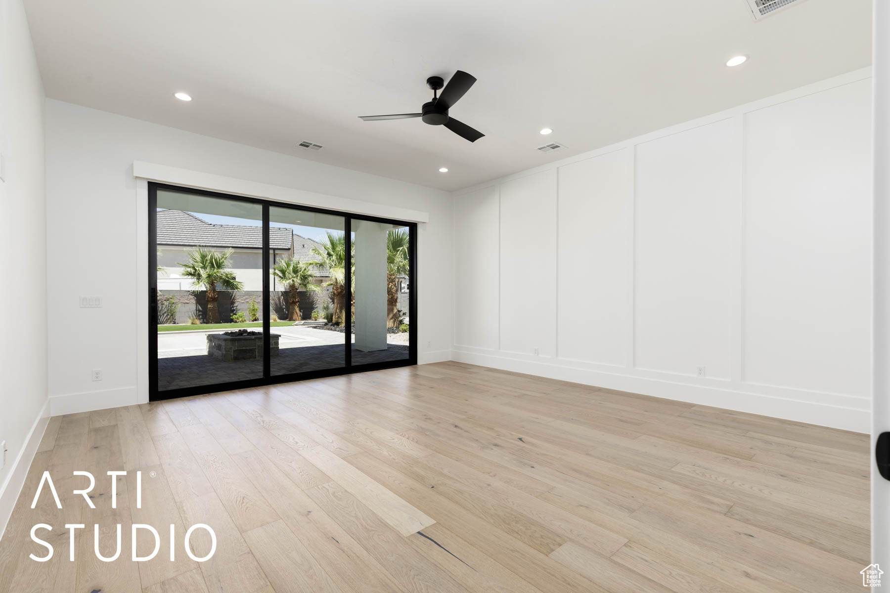 QUEENSRIDGE 2 - Residential