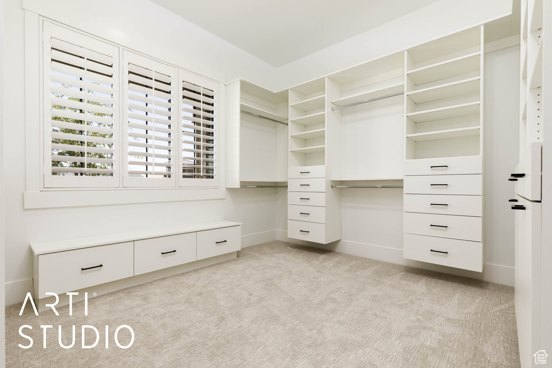 QUEENSRIDGE 2 - Residential