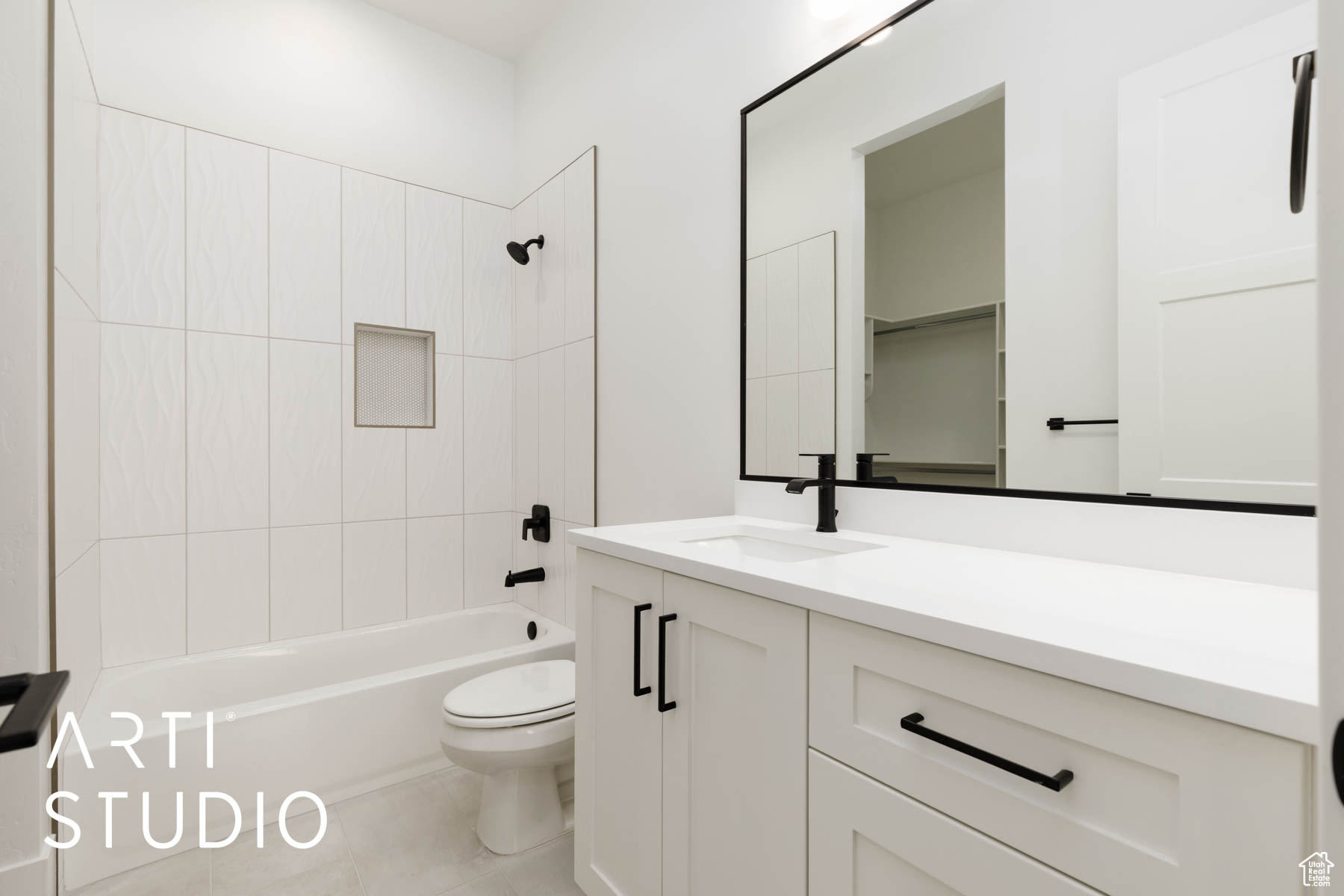 QUEENSRIDGE 2 - Residential