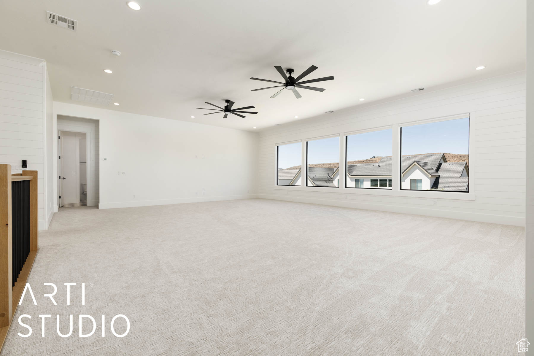 QUEENSRIDGE 2 - Residential