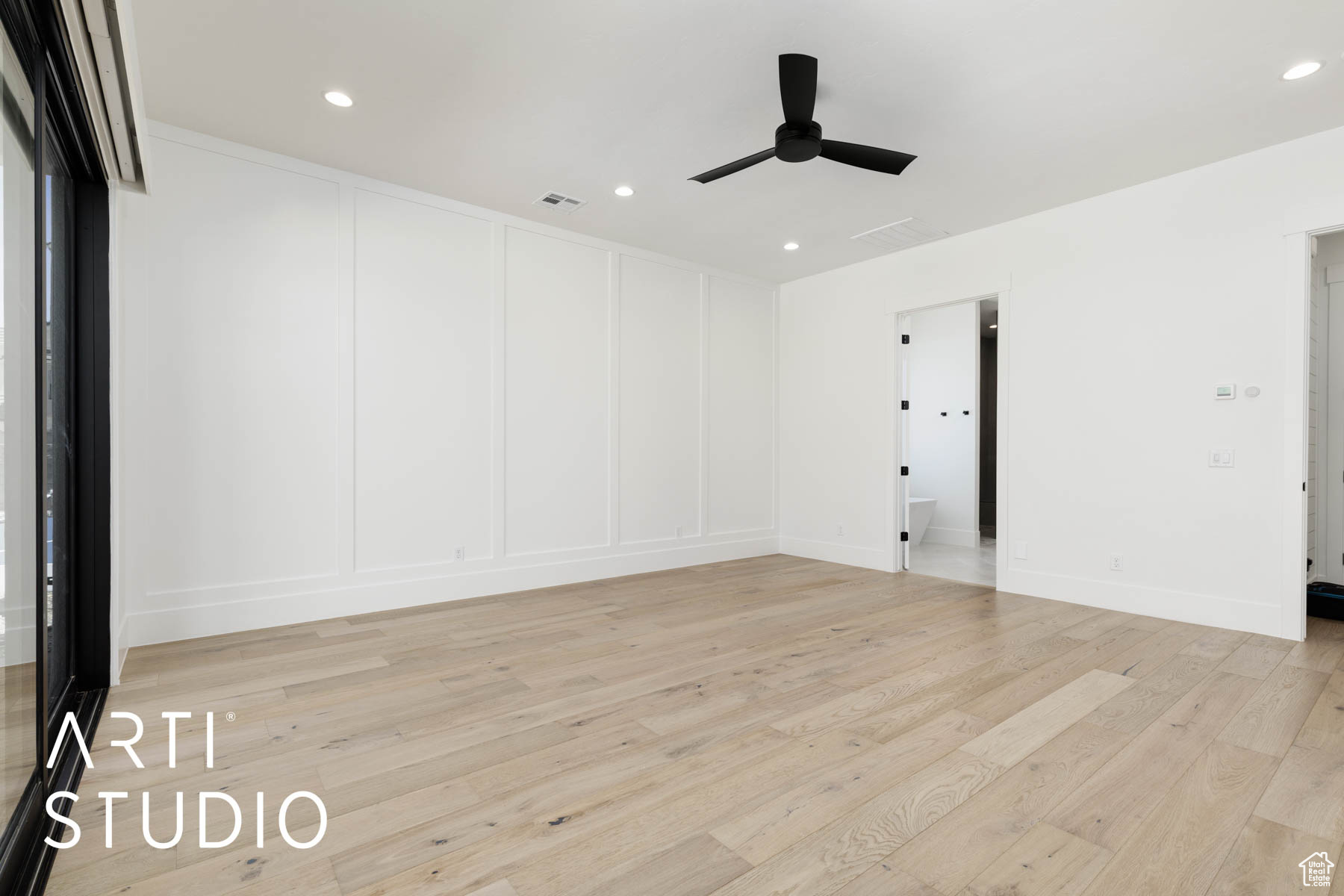 QUEENSRIDGE 2 - Residential