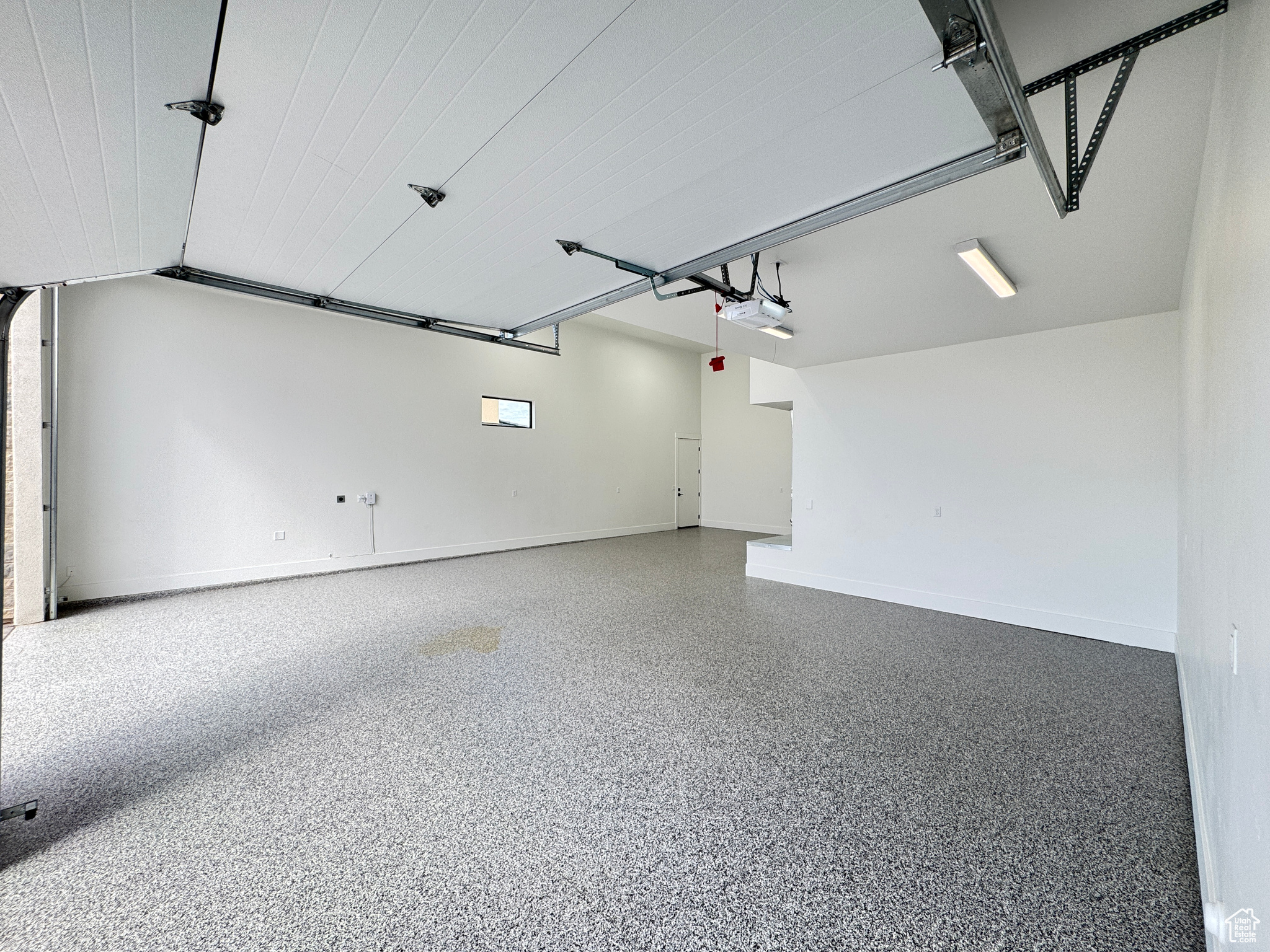 QUEENSRIDGE 2 - Residential