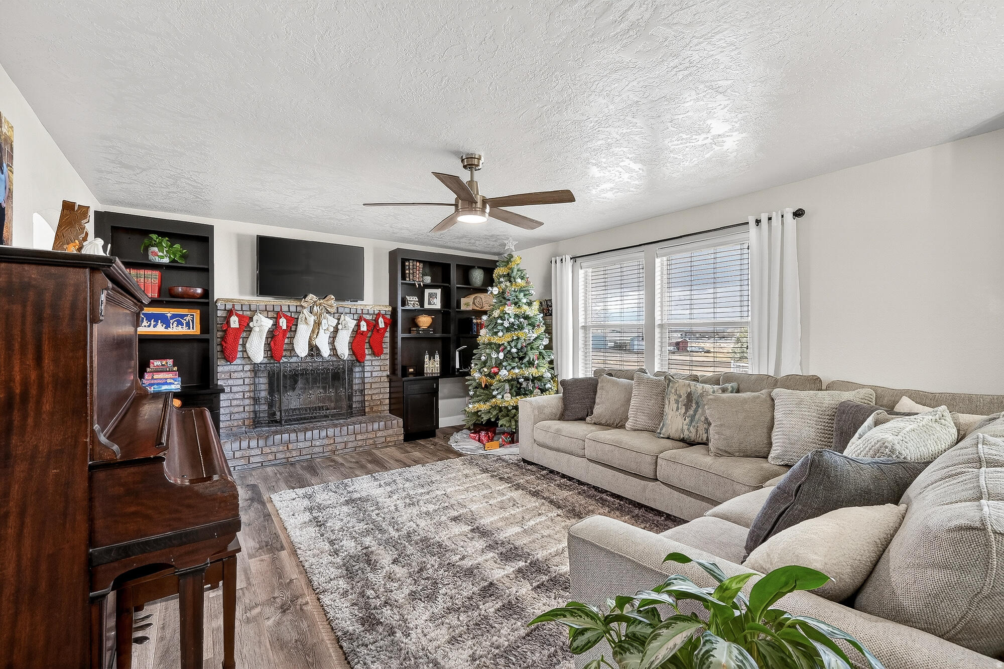 ENOCH GARDENS - Residential