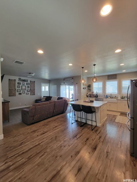 Tiny photo for 934 N LAREDO DR, Spanish Fork, UT 84660 (MLS # 2146295)