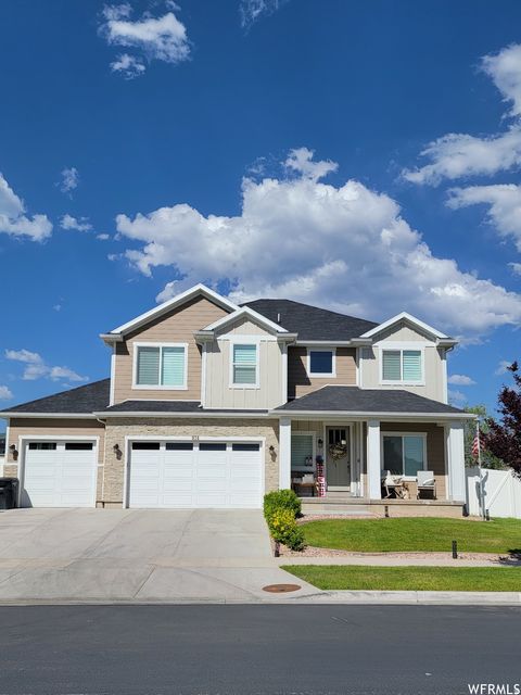 Photo of 934 LARDEO DR, Spanish Fork, UT 84660 (MLS # 2146295)