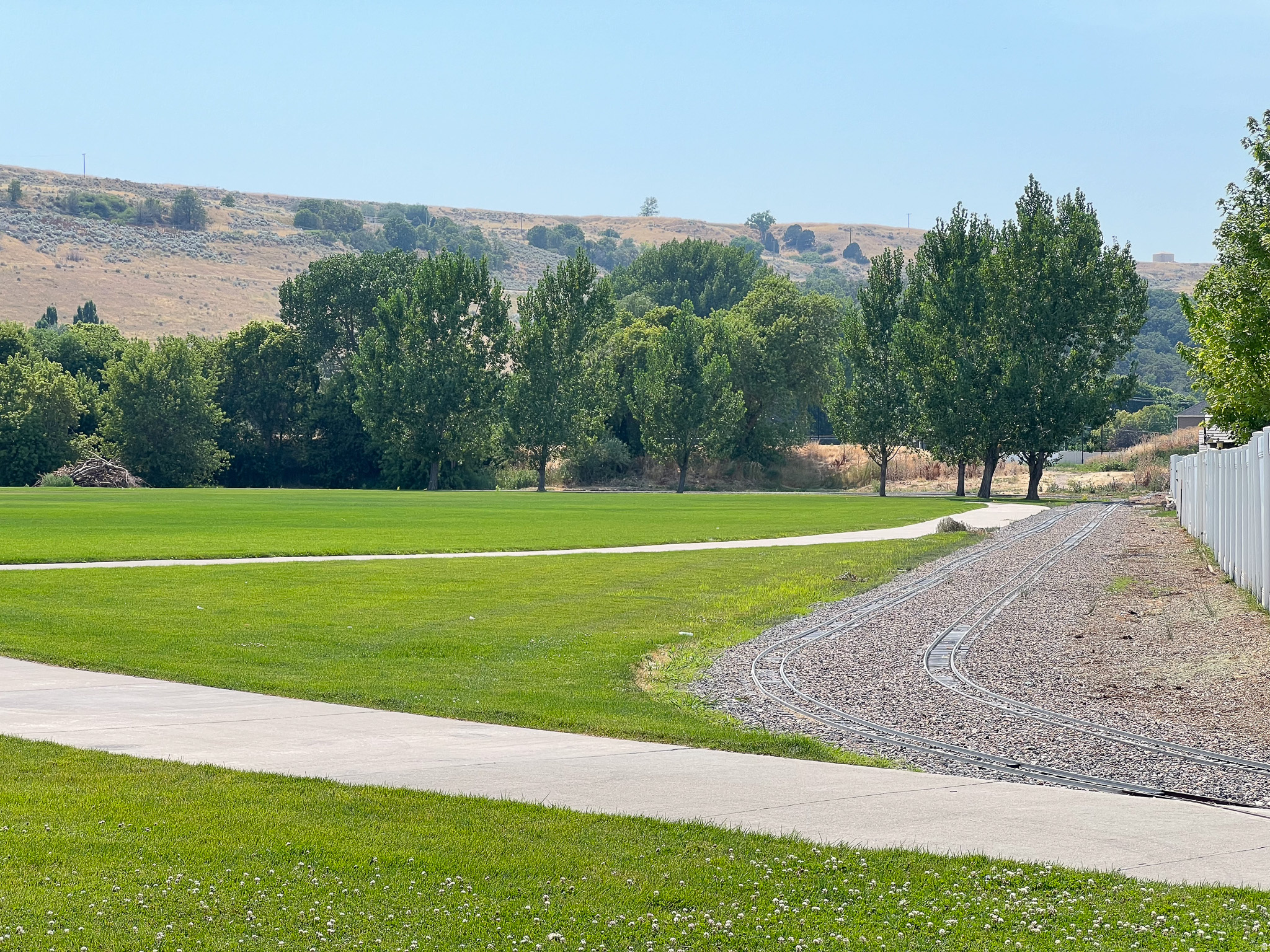 RIVERWOOD - Residential