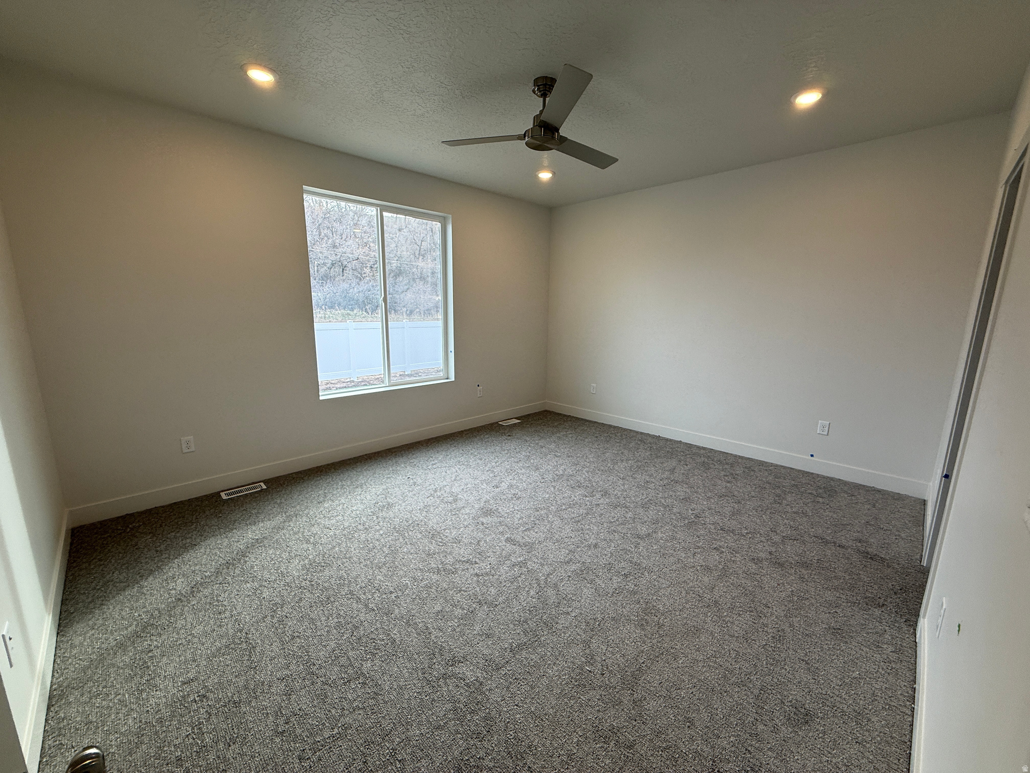 RIVERWOOD - Residential