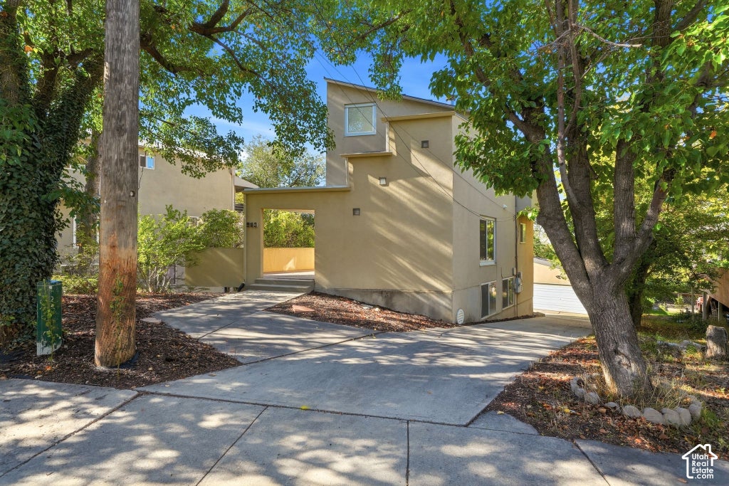 Photo of 583 N WESTCAPITOL ST, Salt Lake City, UT 84103 (MLS # 2192185)