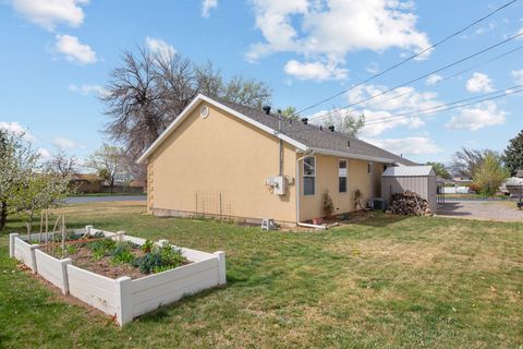 Tiny photo for 288 N 700 E, Spanish Fork, UT 84660 (MLS # 2147704)