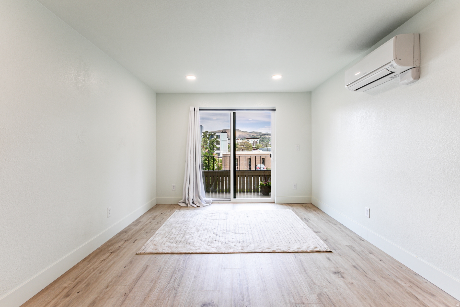 TOWNE PARK - Residential