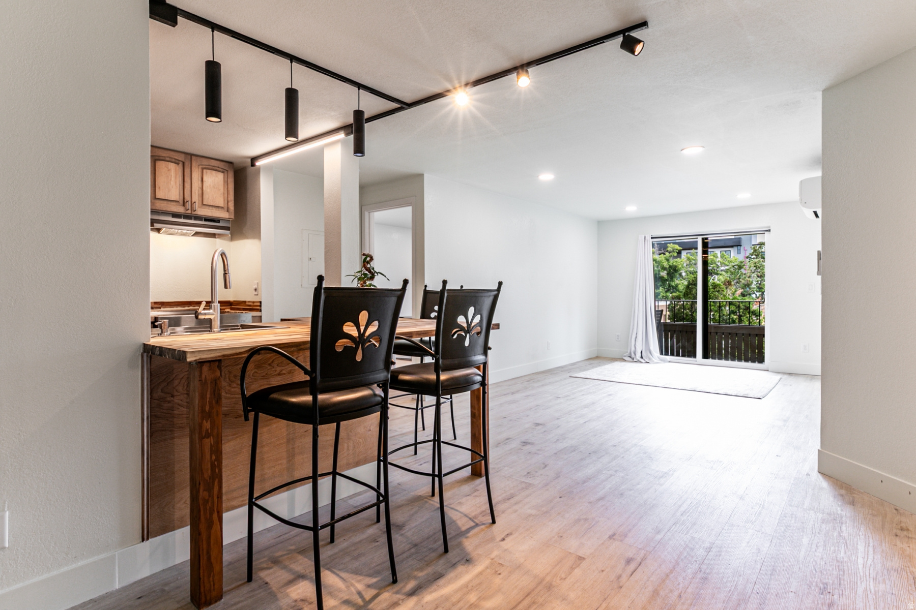 TOWNE PARK - Residential