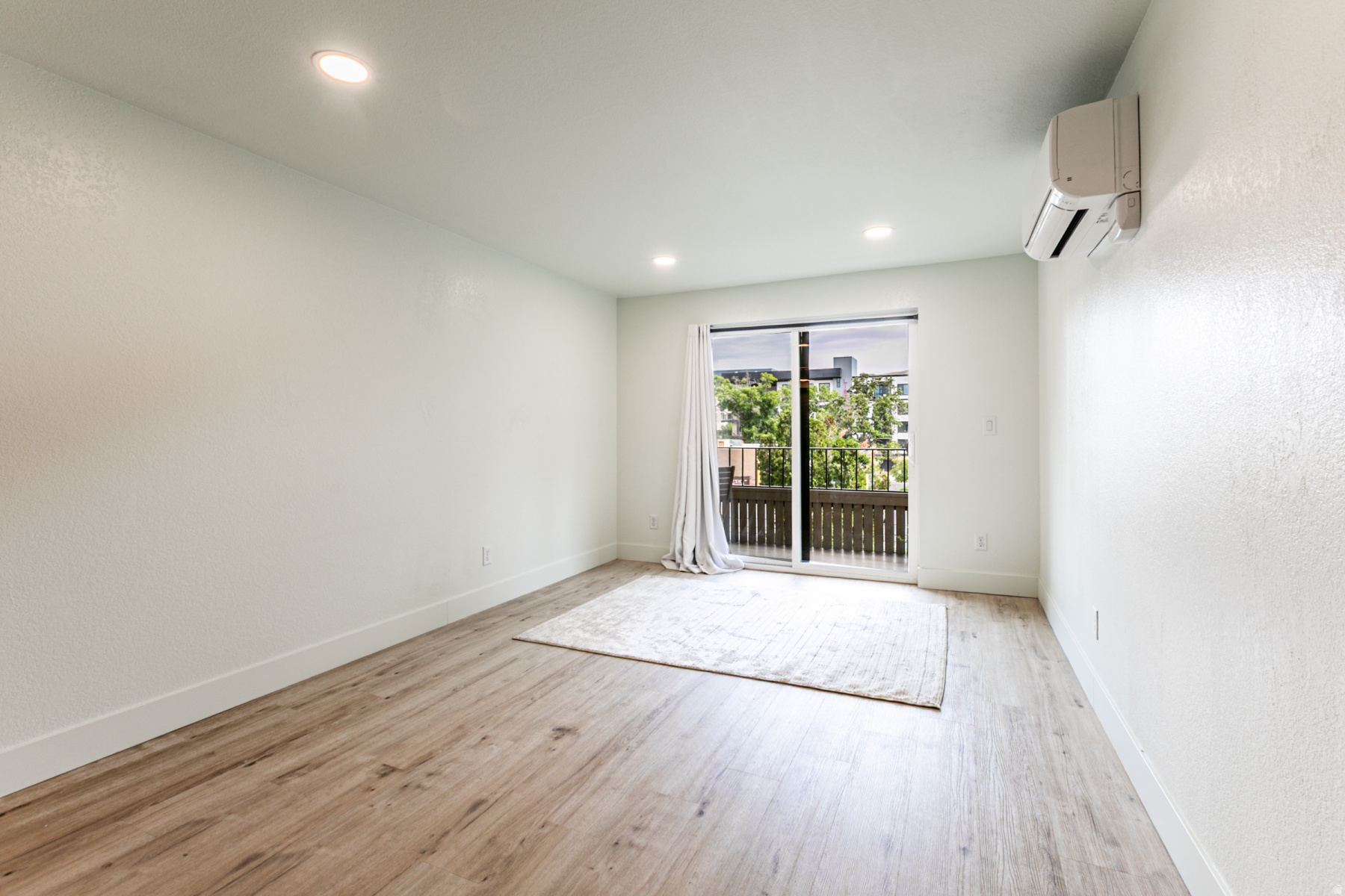TOWNE PARK - Residential