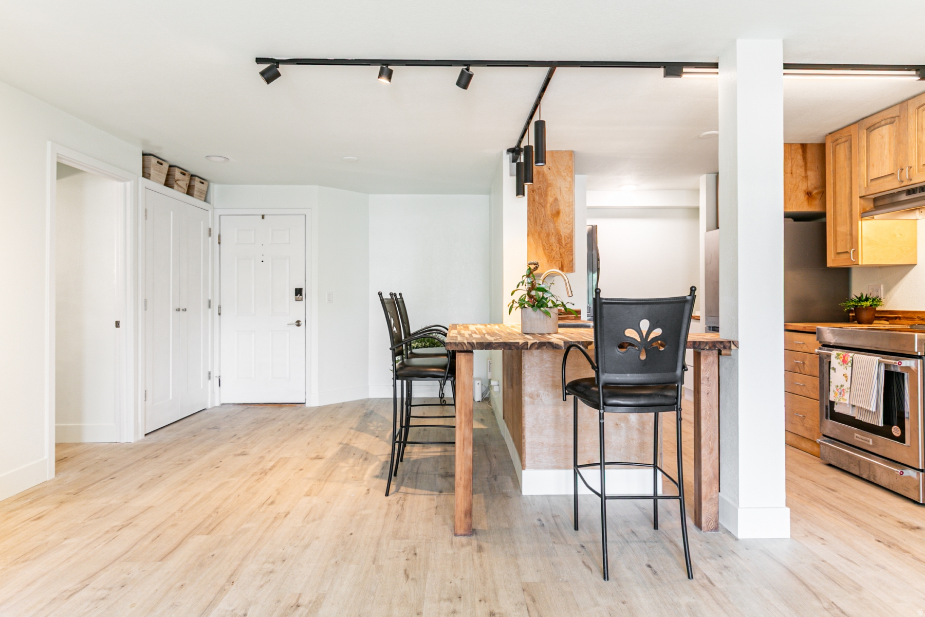 TOWNE PARK - Residential
