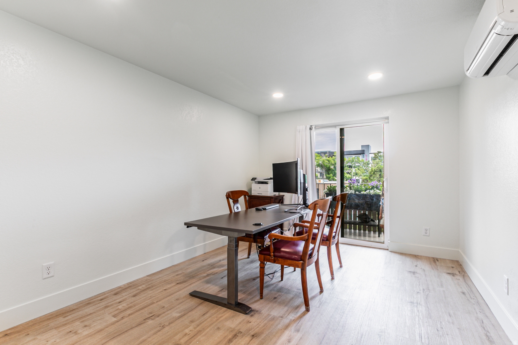 TOWNE PARK - Residential