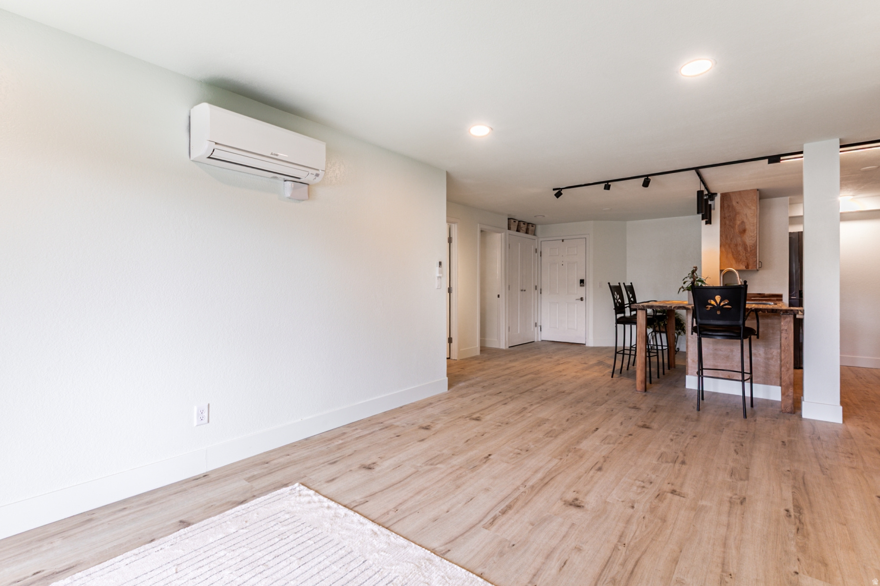 TOWNE PARK - Residential