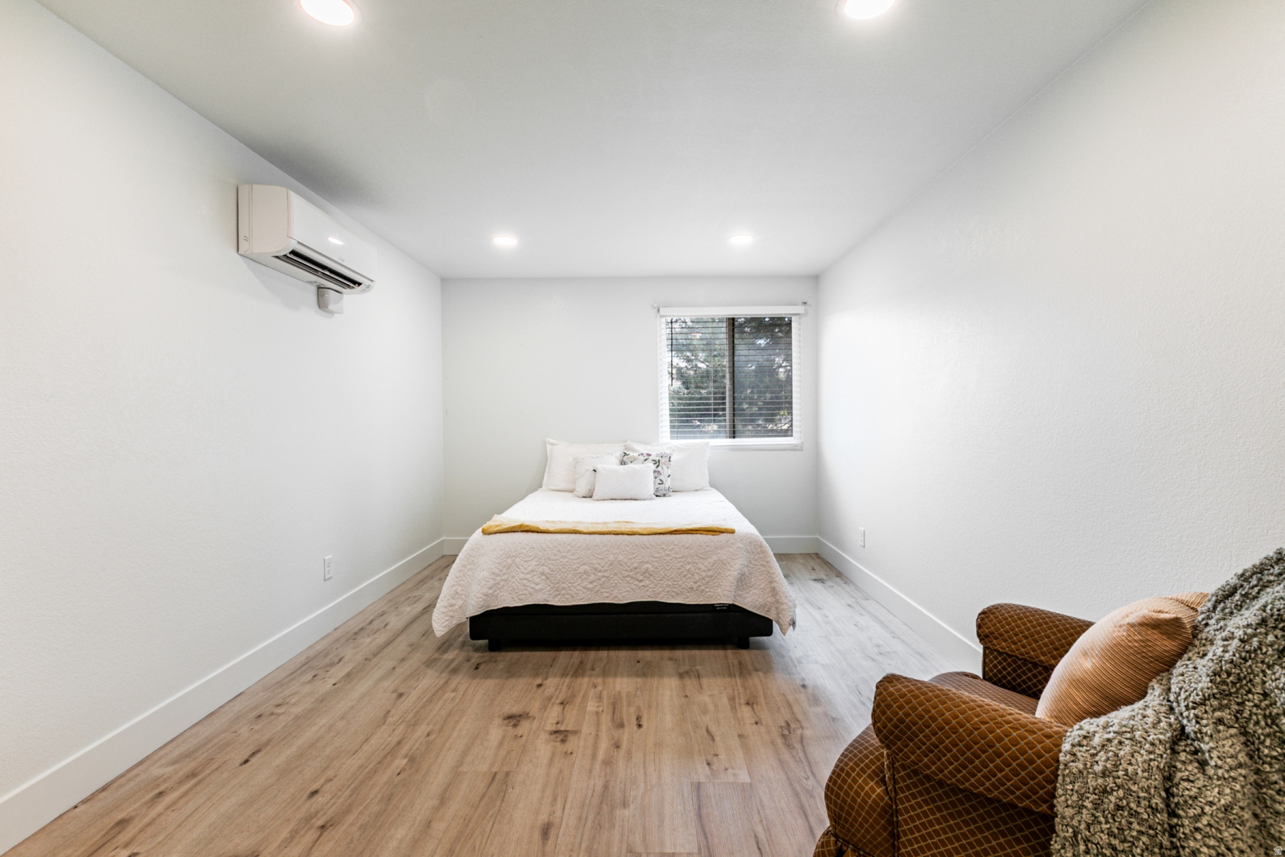 TOWNE PARK - Residential
