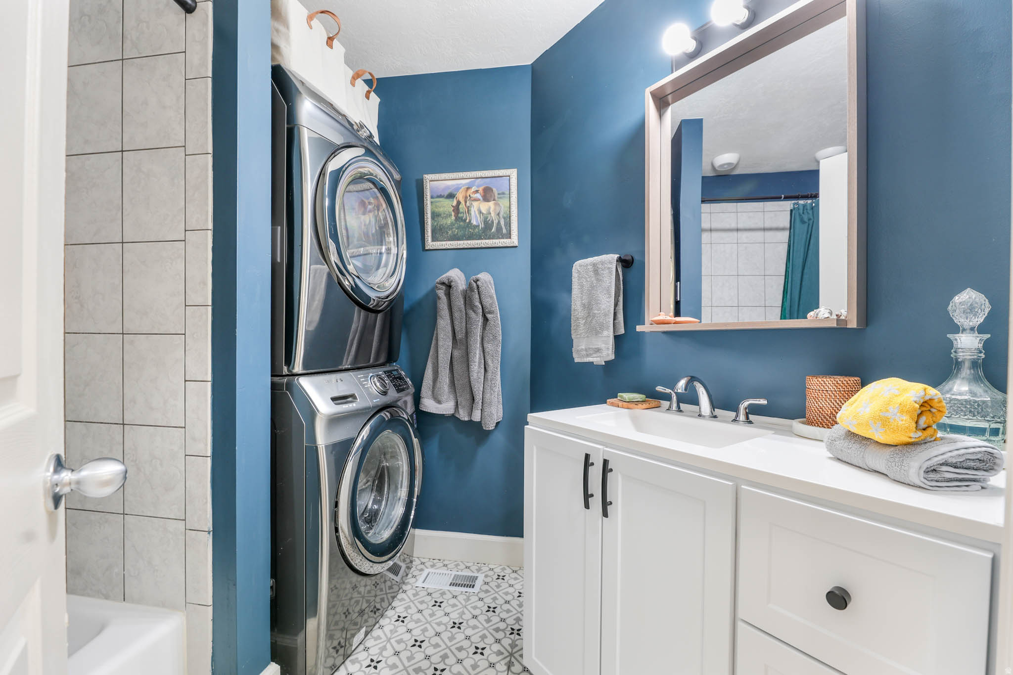 SAN FRANCISCO CONDOMINIUMS - Residential