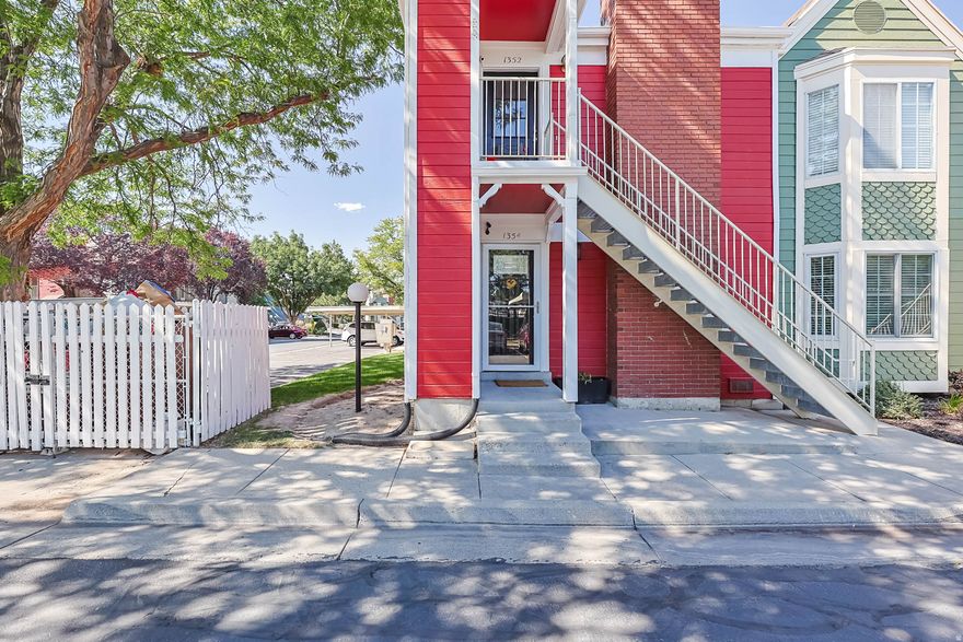Beautifully maintained 1-bedroom condo in the heart of Taylorsville. Features an open layout with wood-style flooring, granite countertops, and stainless steel appliances. The spacious bedroom includes a walk-in closet and updated ensuite bath with laundry. Enjoy a private fenced patio, vibrant exterior, and community amenities with mature trees and covered parking-all in a convenient location near parks, shopping, and commuter routes.