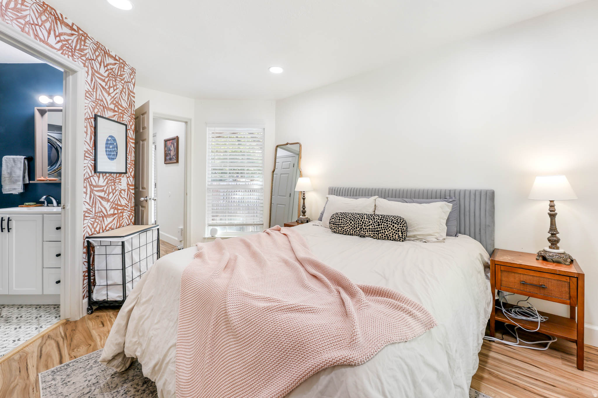 SAN FRANCISCO CONDOMINIUMS - Residential