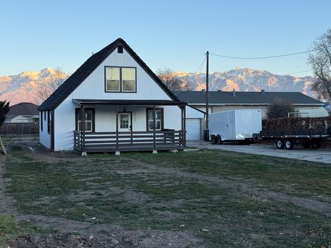 Photo of 7725 S ALIDA DR, West Jordan, UT 84084 (MLS # 2133287)