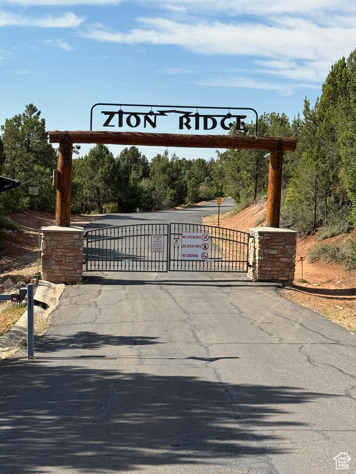 ZION RIDGE - Land