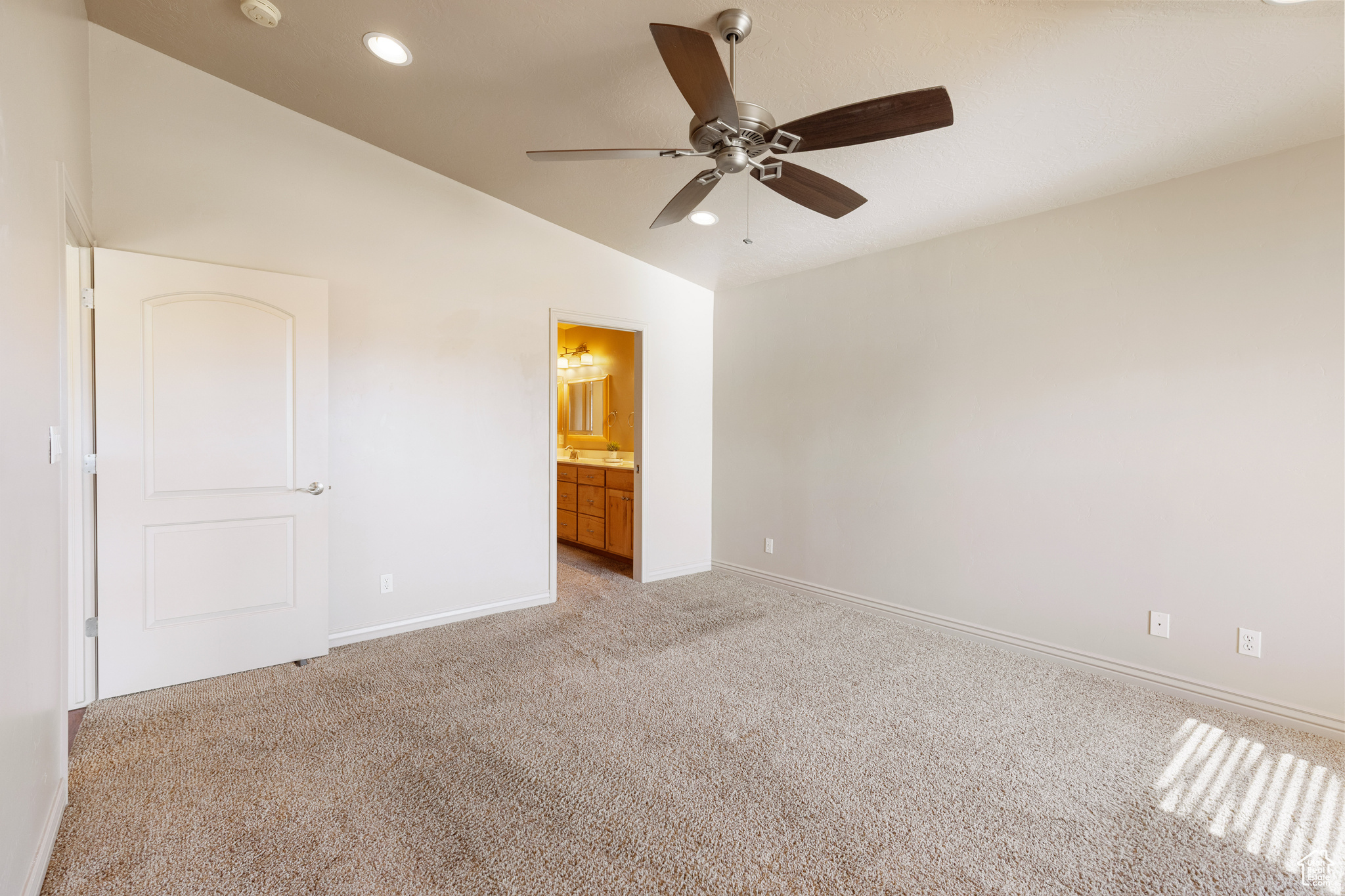 LEGACY 5 - Residential