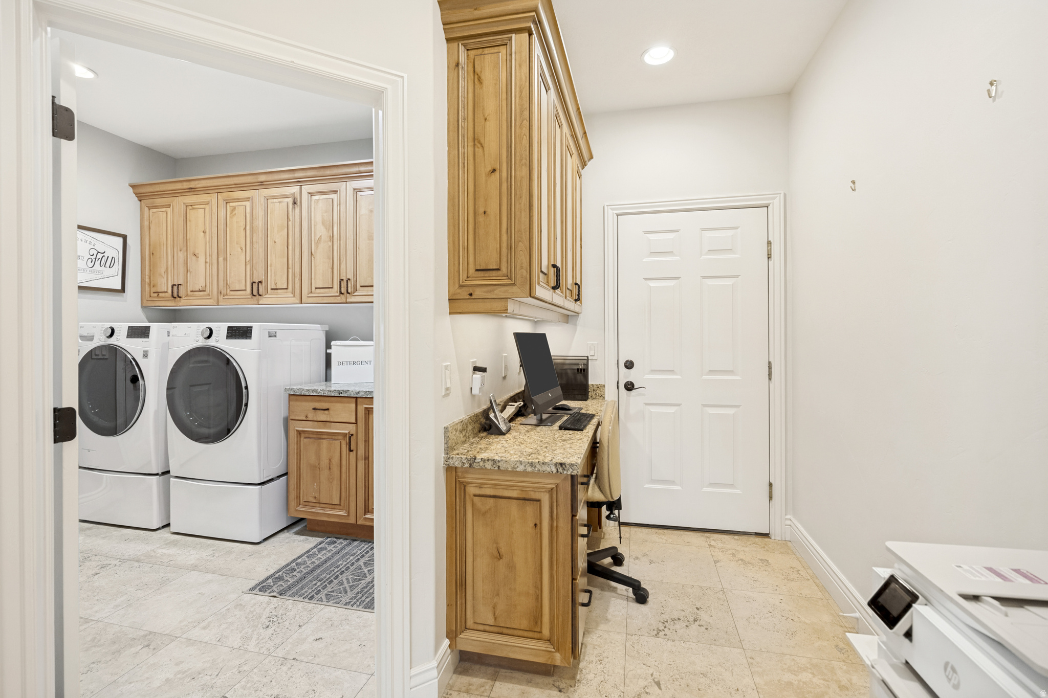 ASPEN CREST - Residential