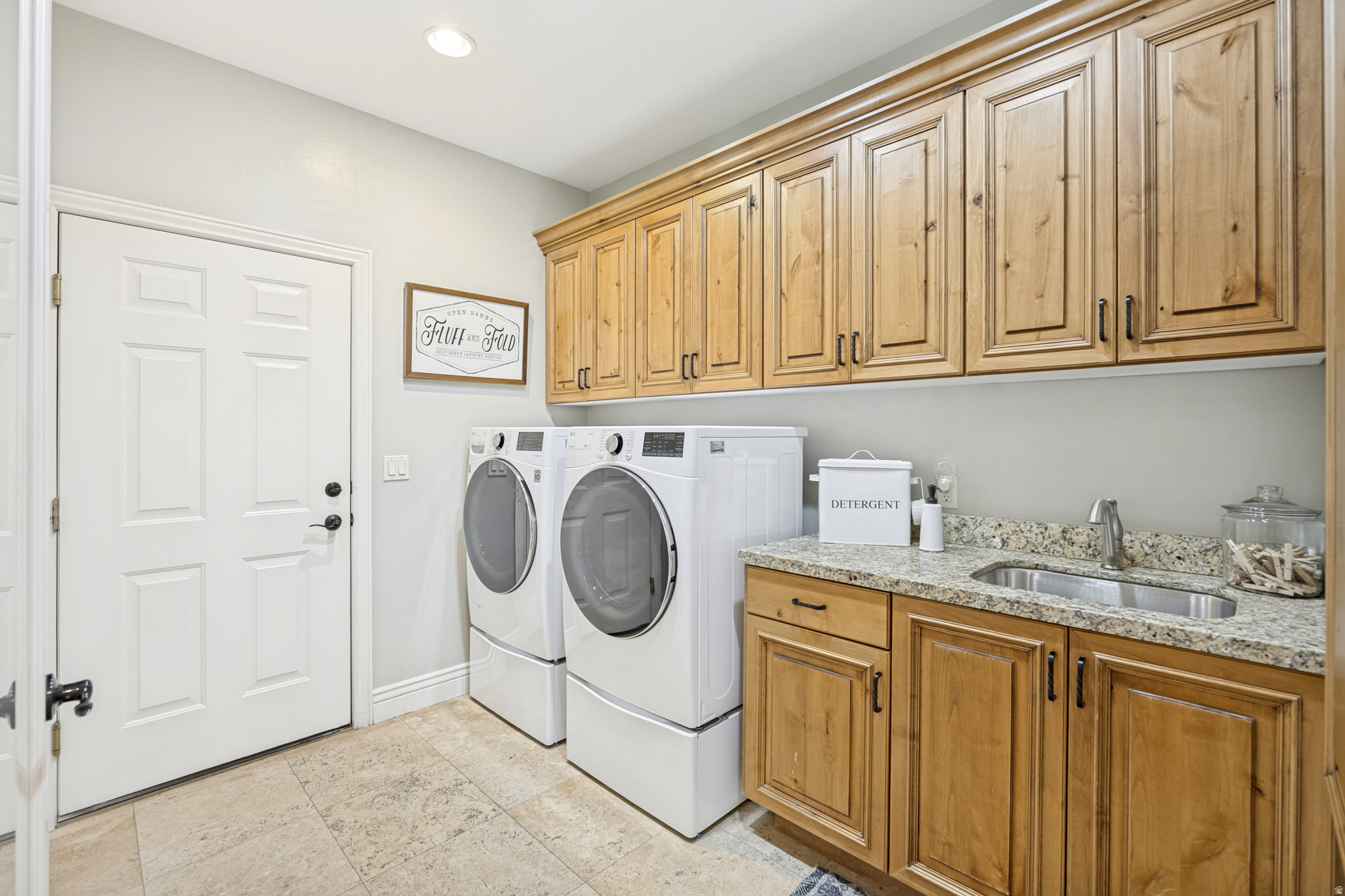 ASPEN CREST - Residential