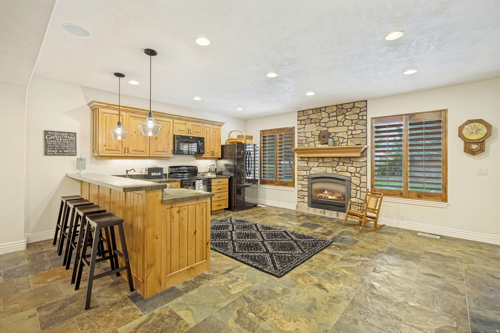 ASPEN CREST - Residential