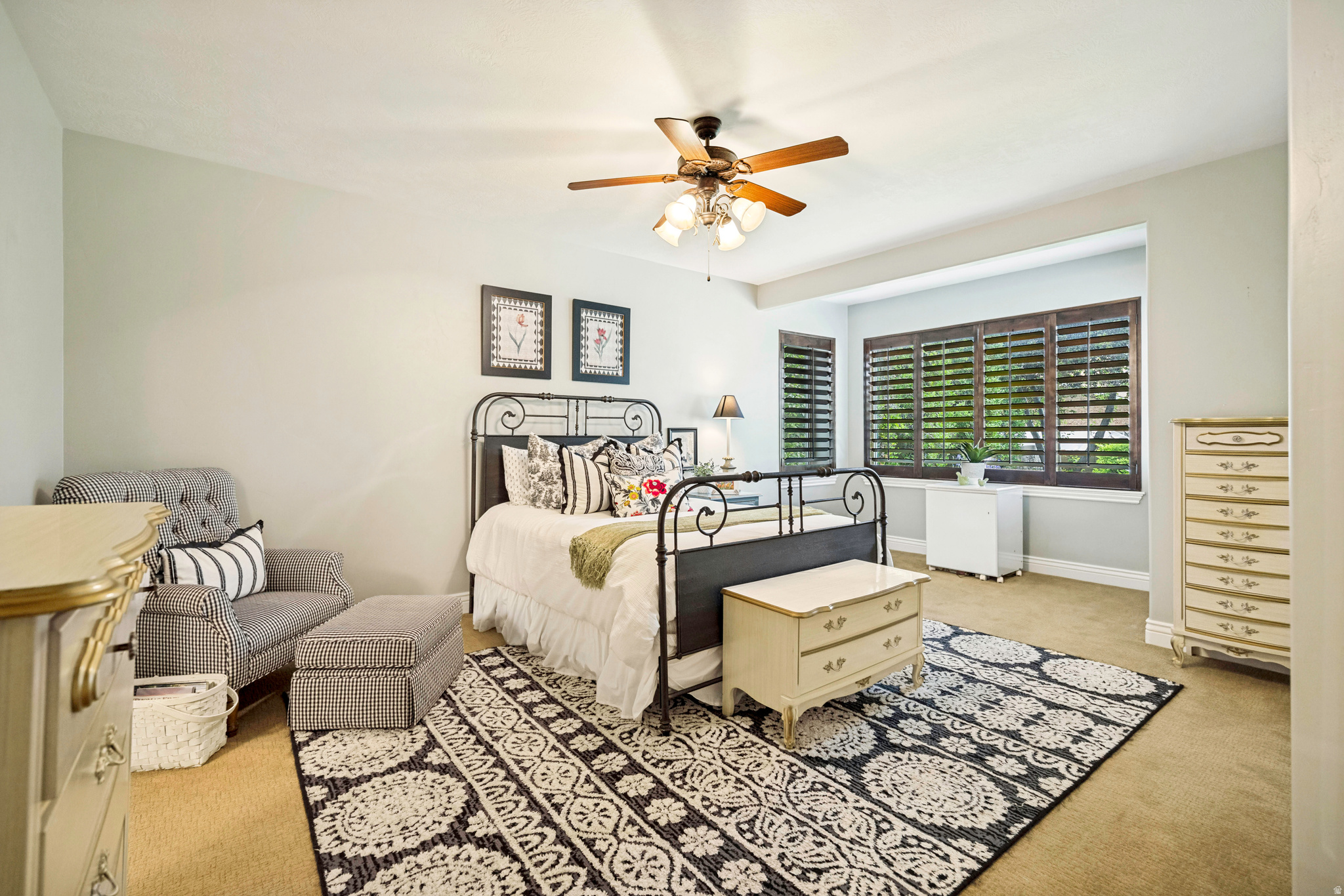 ASPEN CREST - Residential