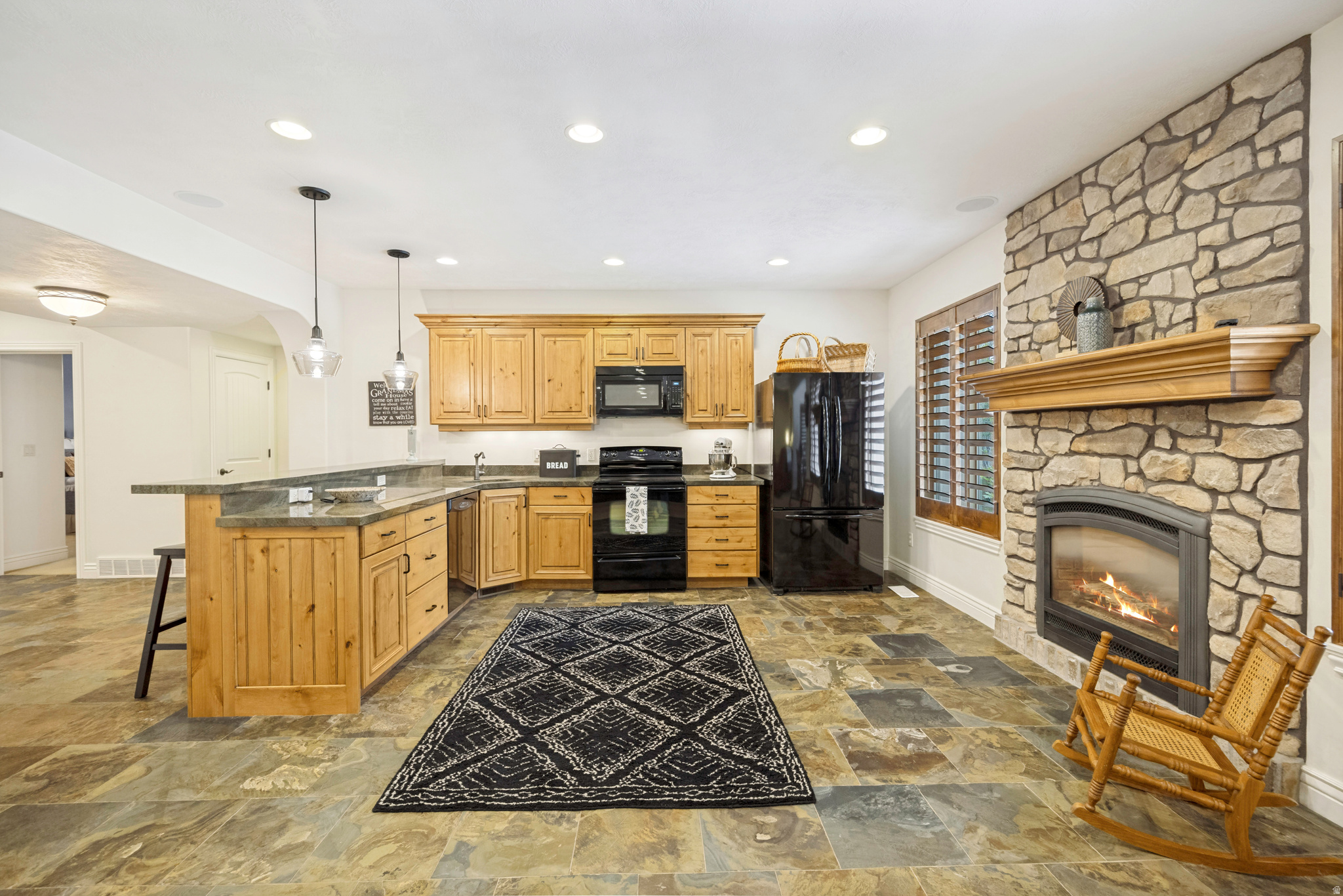 ASPEN CREST - Residential