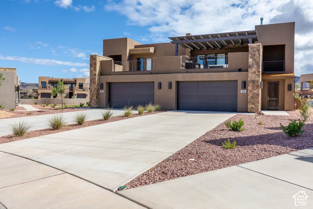 Photo of 4884 N WINGED FOOT DR, Saint George, UT 84770 (MLS # 2189511)