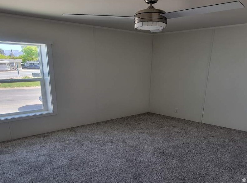 HIDDEN GLEN MOBILE ESTATES - Residential