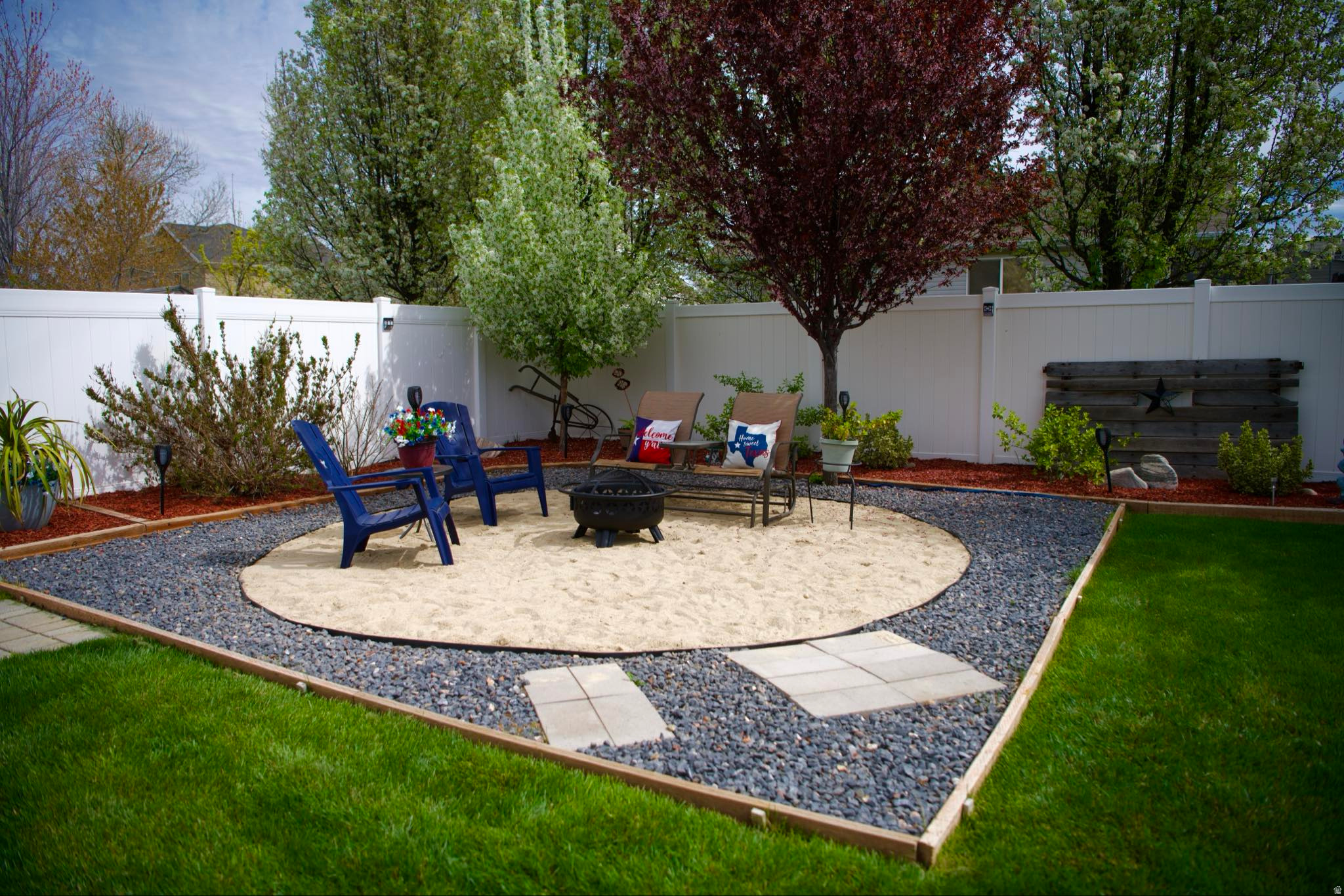 LEXINGTON ESTATES - Residential