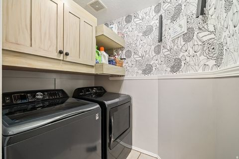 Tiny photo for 1458 N 2400 W, Clinton, UT 84015 (MLS # 2146901)