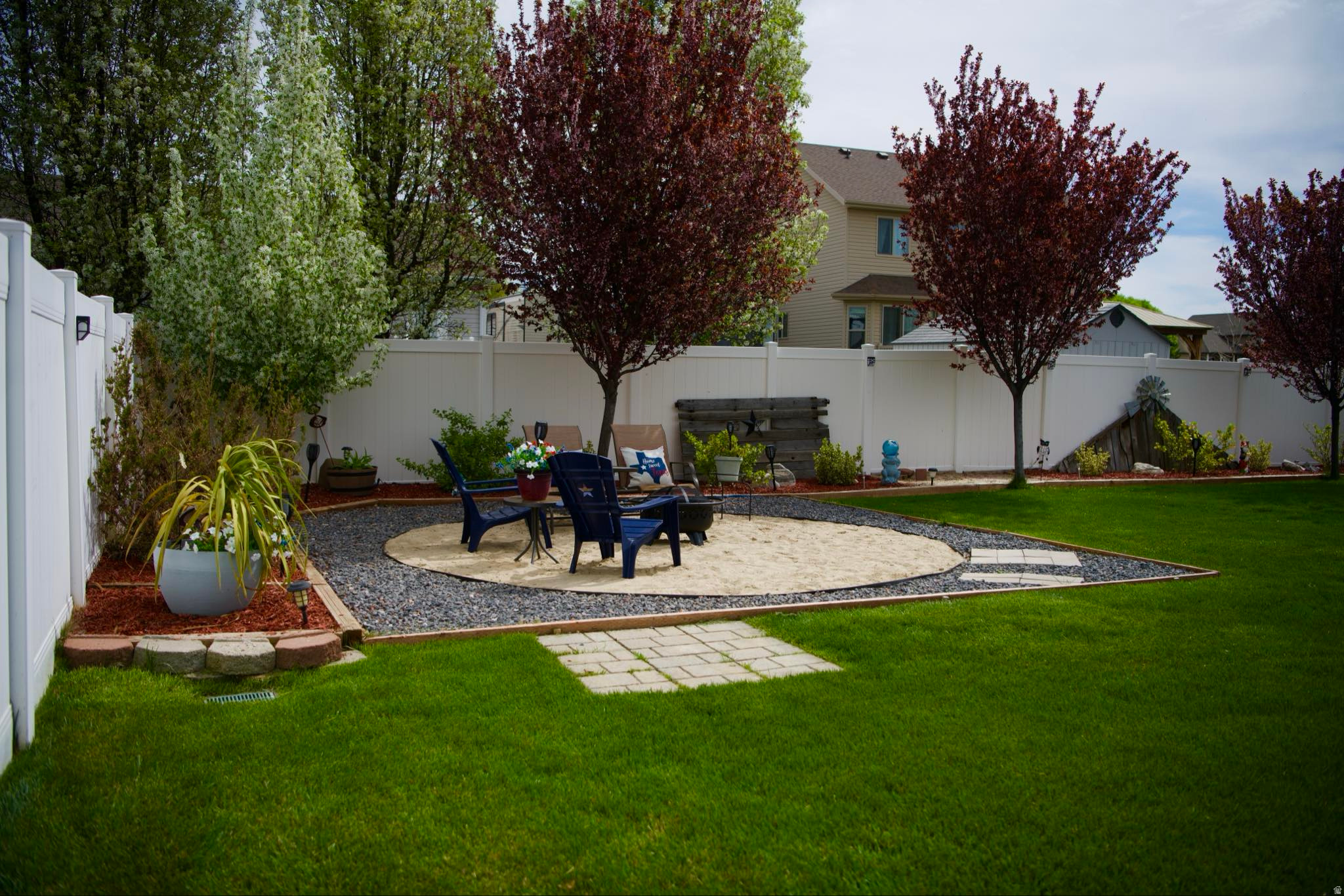 LEXINGTON ESTATES - Residential