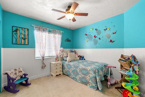 Tiny photo for 1458 N 2400 W, Clinton, UT 84015 (MLS # 2146901)