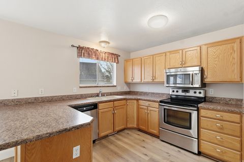 Tiny photo for 830 E 1250 S, Kaysville, UT 84037 (MLS # 2115833)