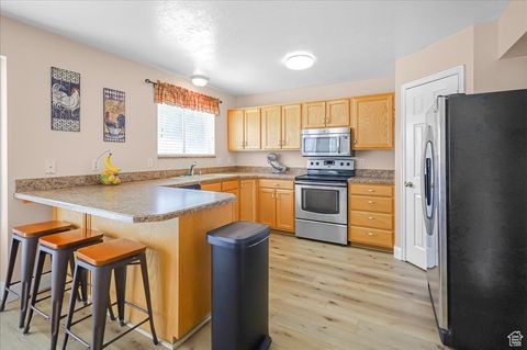 Tiny photo for 830 E 1250 S, Kaysville, UT 84037 (MLS # 2115833)