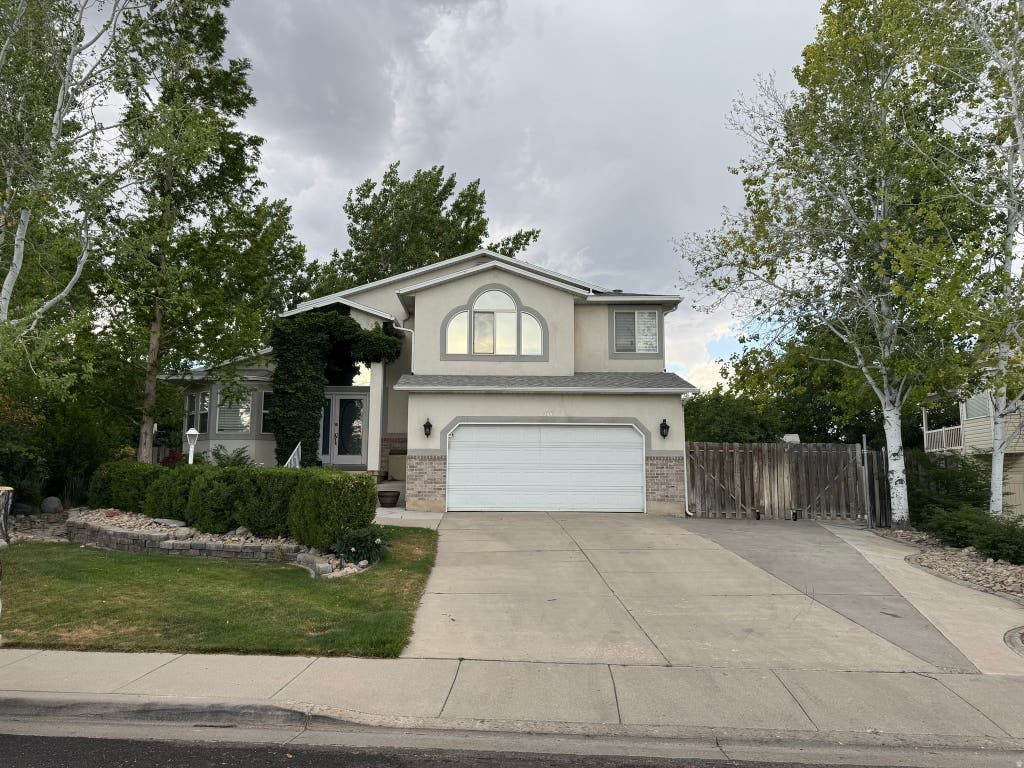 Photo of 4248 S RUSHTON ACRES LN, Salt Lake City, UT 84120 (MLS # 2167809)