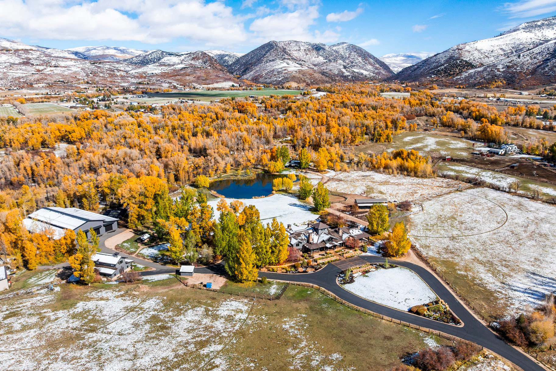 OAKLEY TOWN (BOULDERVILLE) - Residential