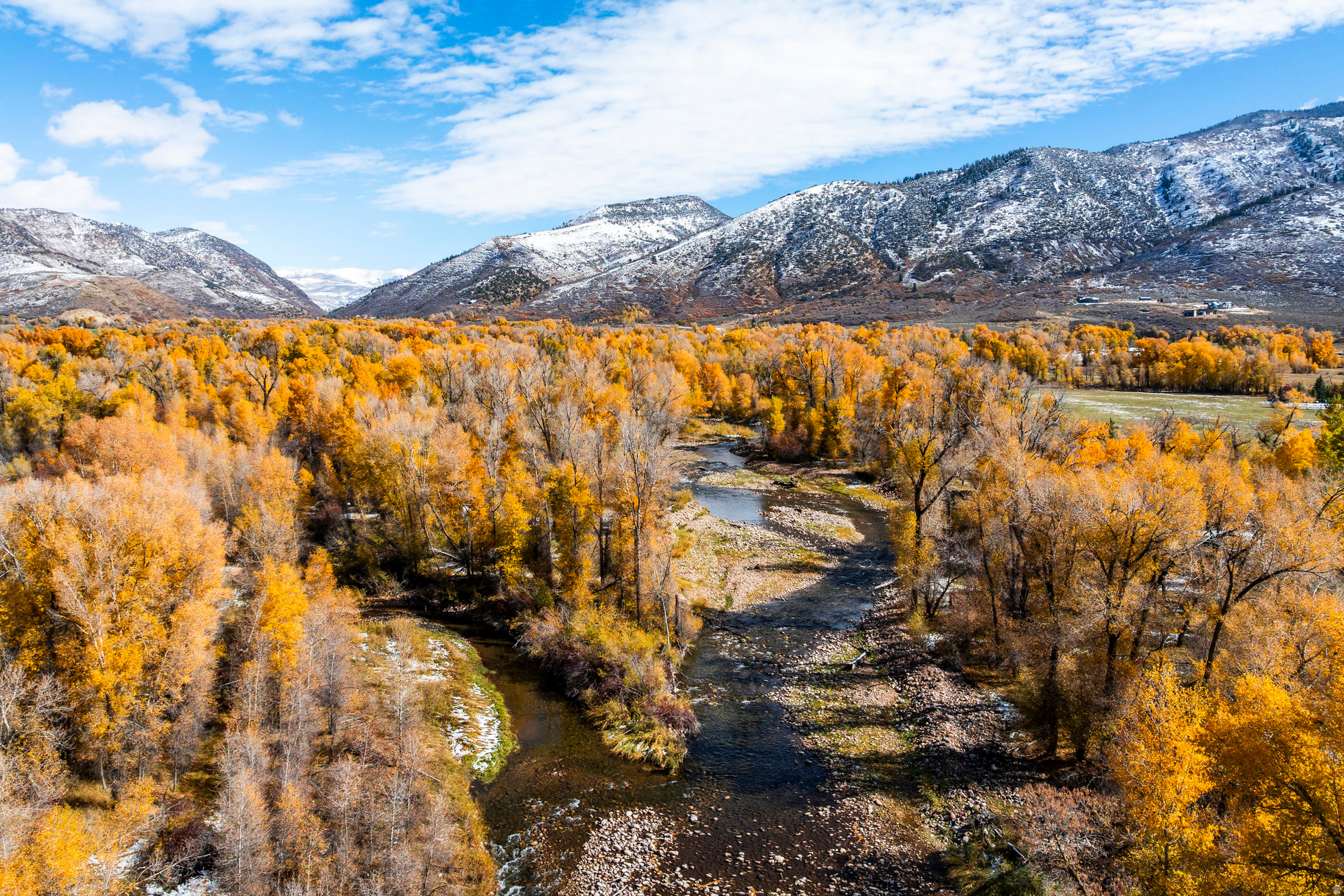 OAKLEY TOWN (BOULDERVILLE) - Residential