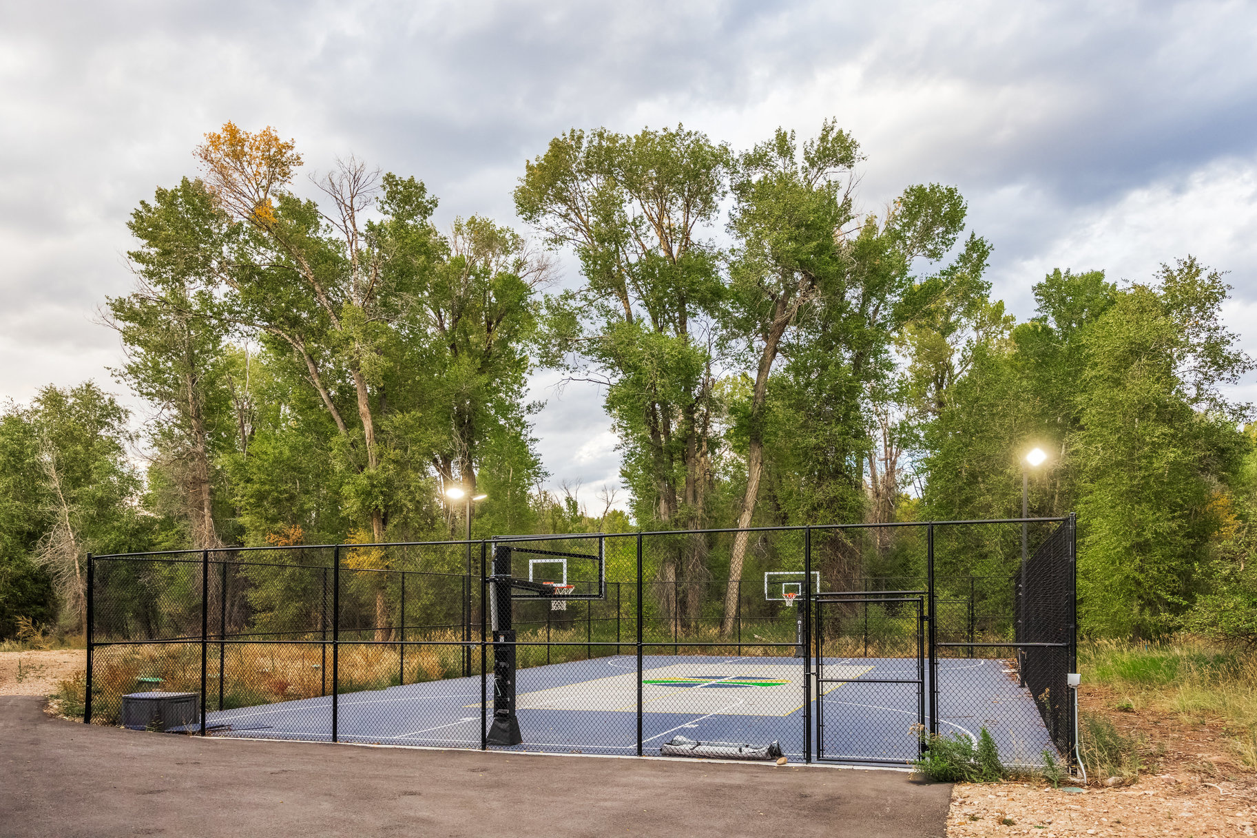 OAKLEY TOWN (BOULDERVILLE) - Residential