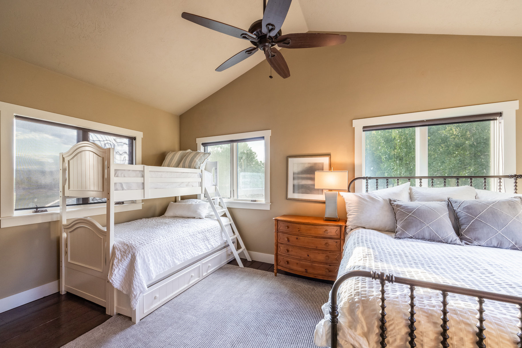 OAKLEY TOWN (BOULDERVILLE) - Residential