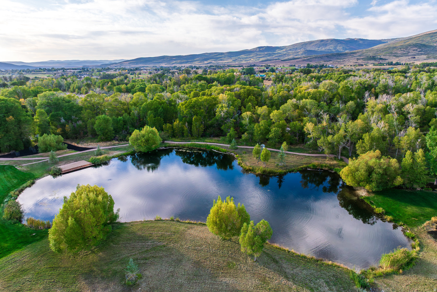 OAKLEY TOWN (BOULDERVILLE) - Residential