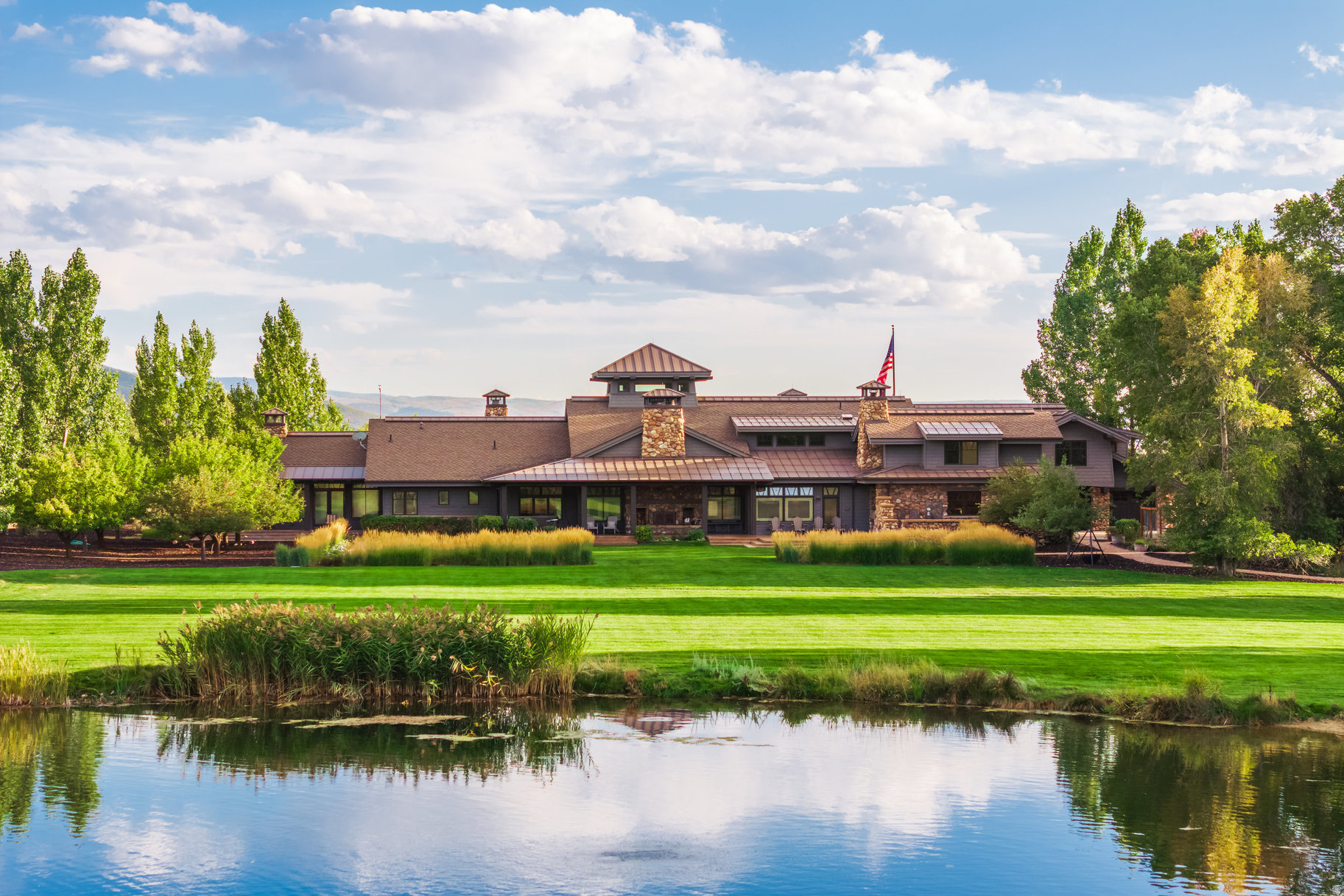 OAKLEY TOWN (BOULDERVILLE) - Residential