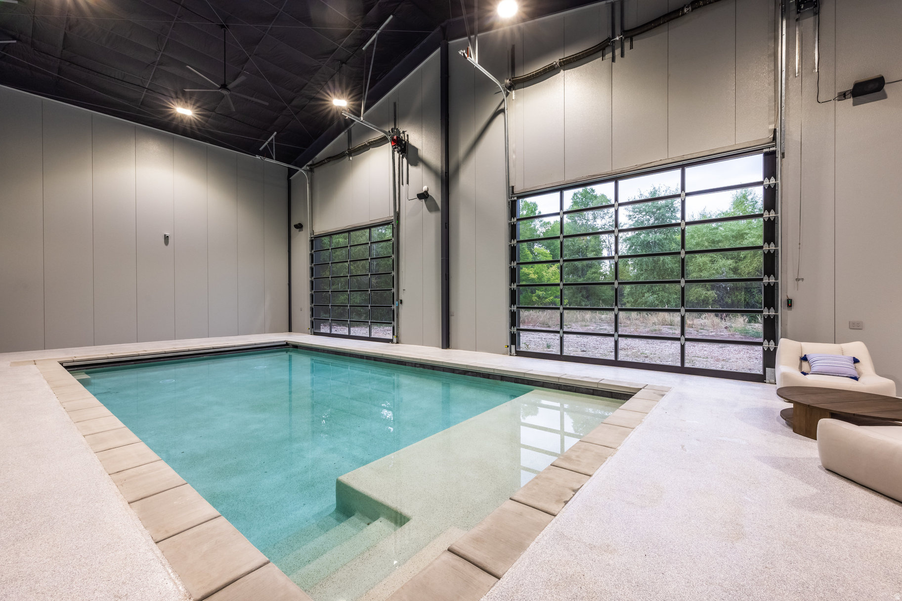 OAKLEY TOWN (BOULDERVILLE) - Residential