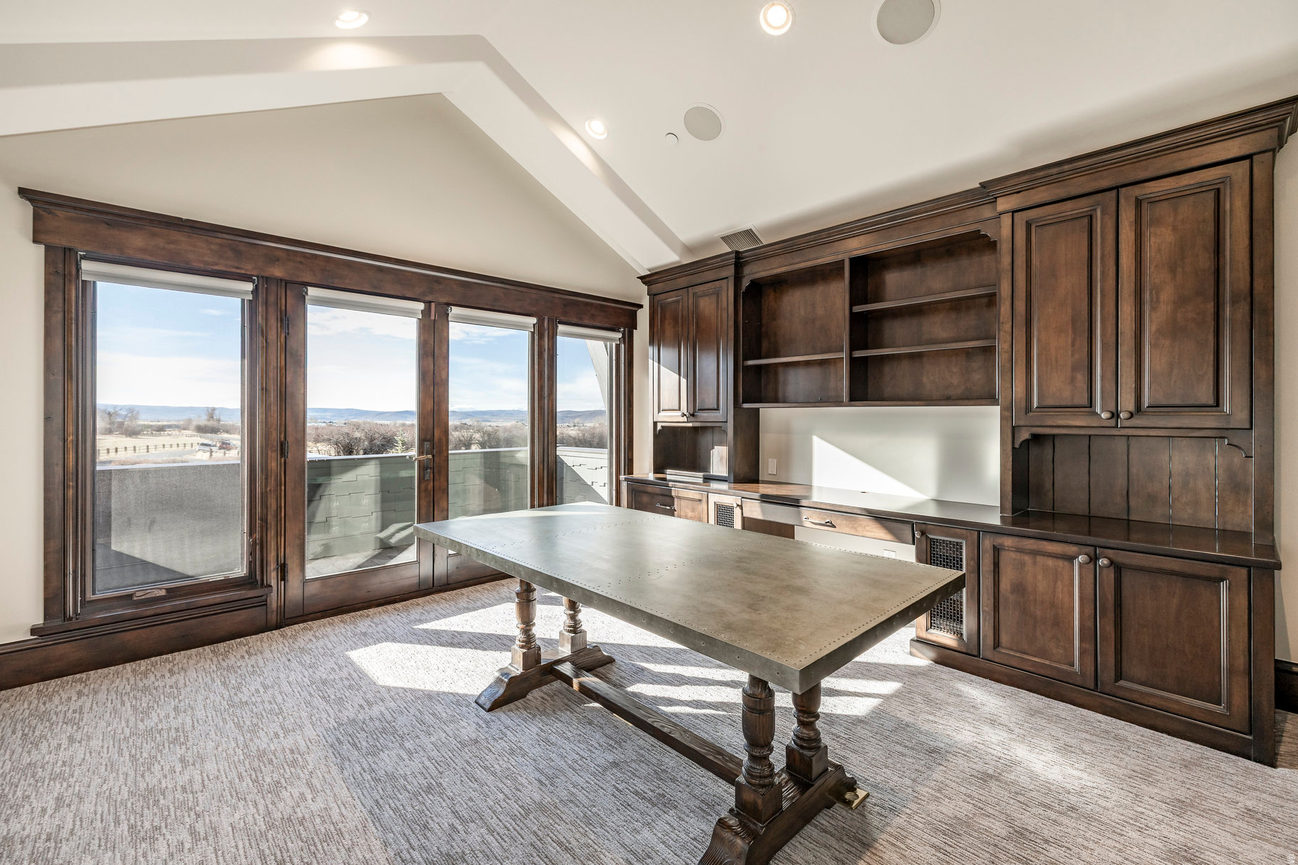 OAKLEY TOWN (BOULDERVILLE) - Residential